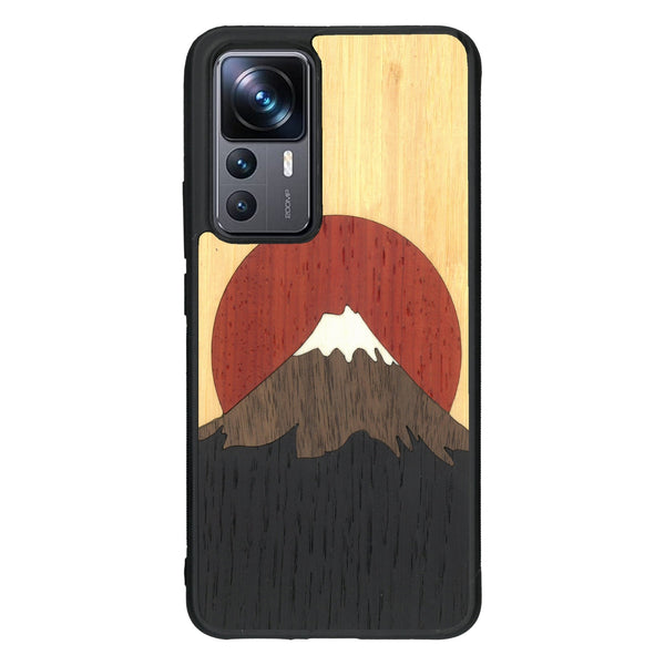 Coque de protection en bois véritable fabriquée en France pour Xiaomi Mi 12T Pro alliant plusieurs essences de bois pour représenter le mont Fuji
