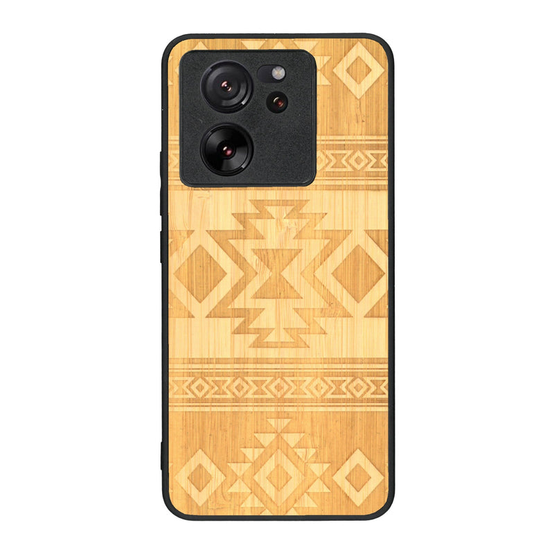 Coque de protection en bois véritable fabriquée en France pour Xiaomi Mi 13 T avec des motifs géométriques s'inspirant des temples aztèques, mayas et incas