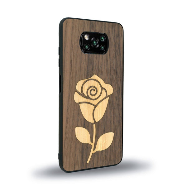 Coque de protection en bois véritable fabriquée en France pour Xiaomi Poco X3 Nfc alliant plusieurs essences de bois pour représenter une rose