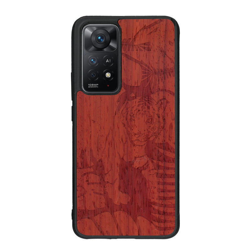 Coque de protection en bois véritable fabriquée en France pour Xiaomi Redmi Note 11 sur le thème de la nature et des animaux représentant un tigre dans la jungle entre des fougères