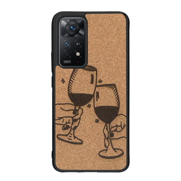 Coque de protection en bois véritable fabriquée en France pour Xiaomi Redmi Note 11 représentant une vue de face d'une flute de champagne dessinée à la main par l'artiste Maud Dabs