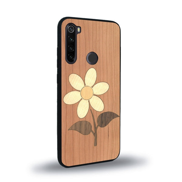 Coque de protection en bois véritable fabriquée en France pour Xiaomi Redmi Note 8 alliant plusieurs essences de bois pour représenter une marguerite