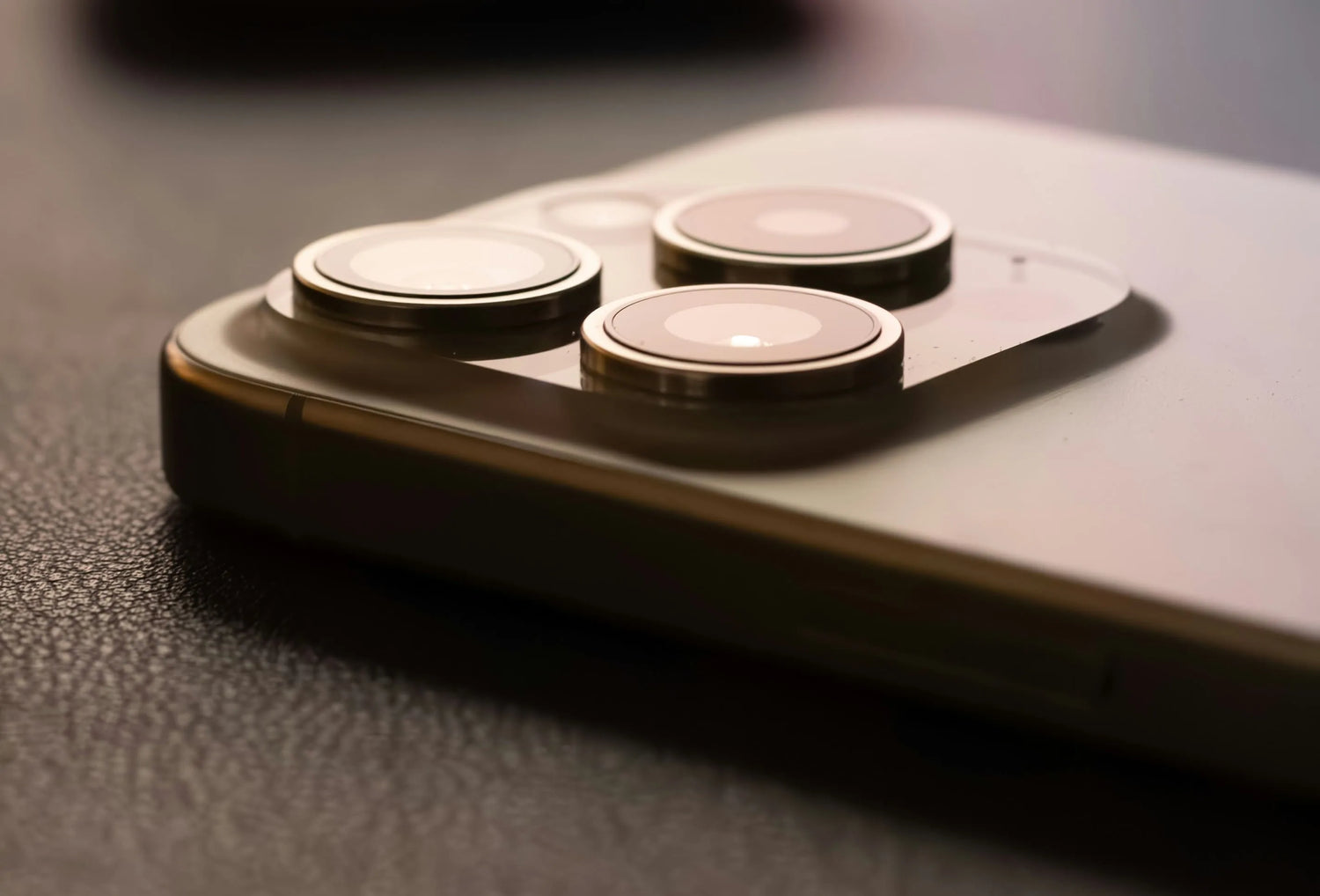 Objectif caméra iPhone 16 Pro