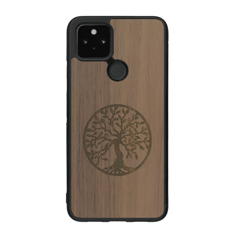 Coque de protection en bois véritable fabriquée en France pour Google Pixel 4a 5g sur le thème de la spiritualité et du yoga avec une gravure zen représentant un arbre de vie