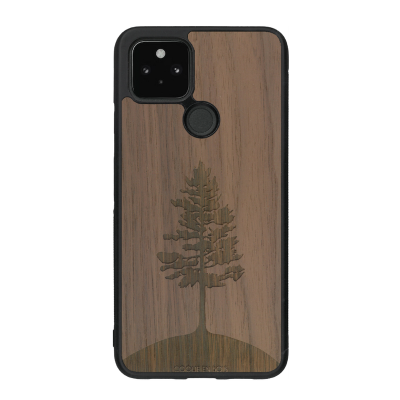 Coque de protection en bois véritable fabriquée en France pour Google Pixel 4a 5g sur le thème de la nature, de la fôret et de l'écoresponsabilité avec une gravure représentant un arbre 