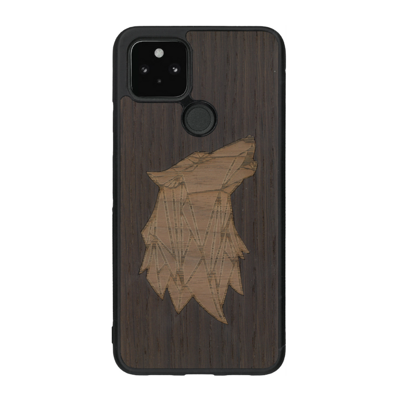 Coque de protection en bois véritable fabriquée en France pour Google Pixel 4a 5g alliant du chêne fumé et du noyer représentant une tête de loup géométrique de profil sur le thème des animaux et de la nature