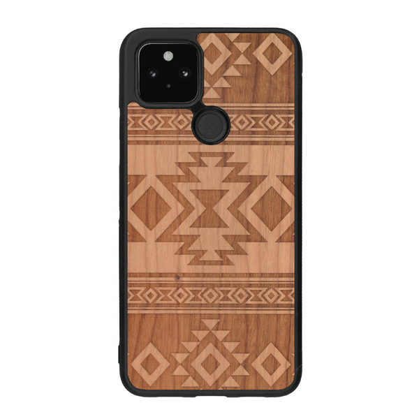 Coque de protection en bois véritable fabriquée en France pour Google Pixel 5 avec des motifs géométriques s'inspirant des temples aztèques, mayas et incas