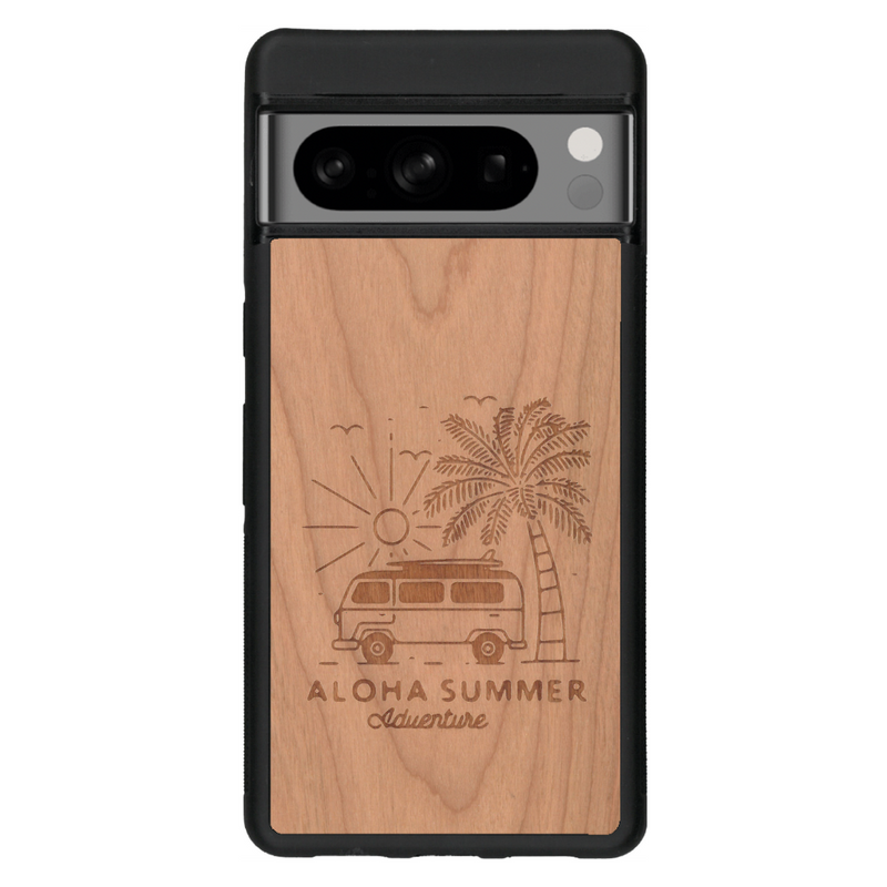 Coque de protection en bois véritable fabriquée en France pour Google Pixel 6 sur le thème de la plage, de l'été et vanlife.