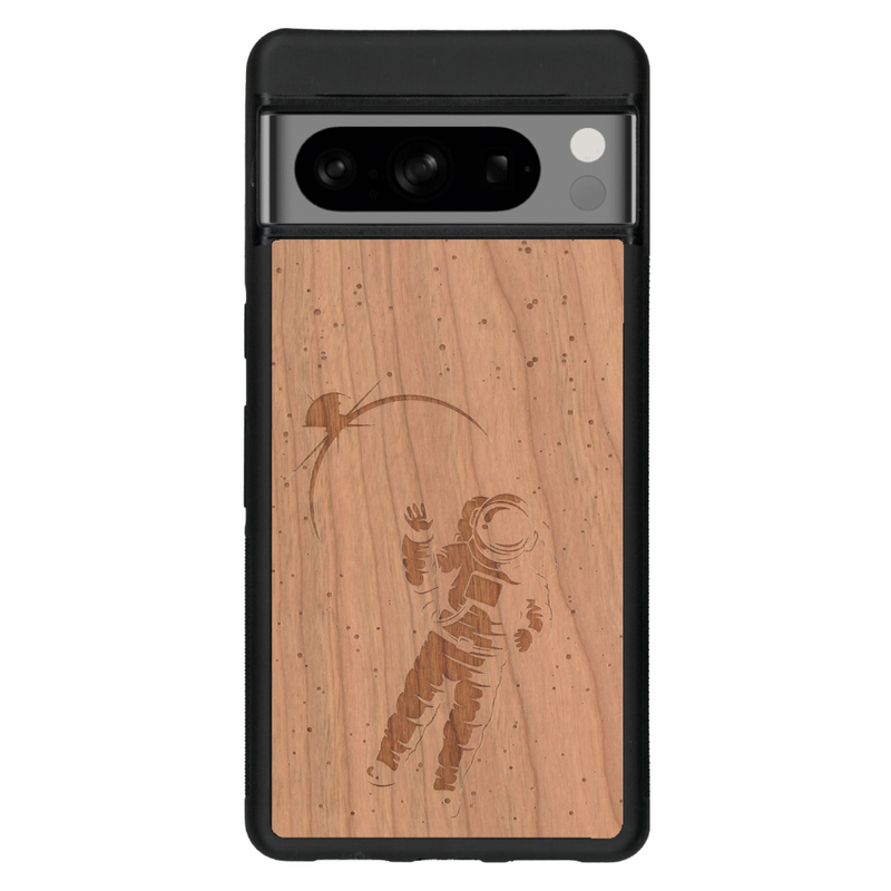 Coque de protection en bois véritable fabriquée en France pour Google Pixel 6 sur le thème des astronautes