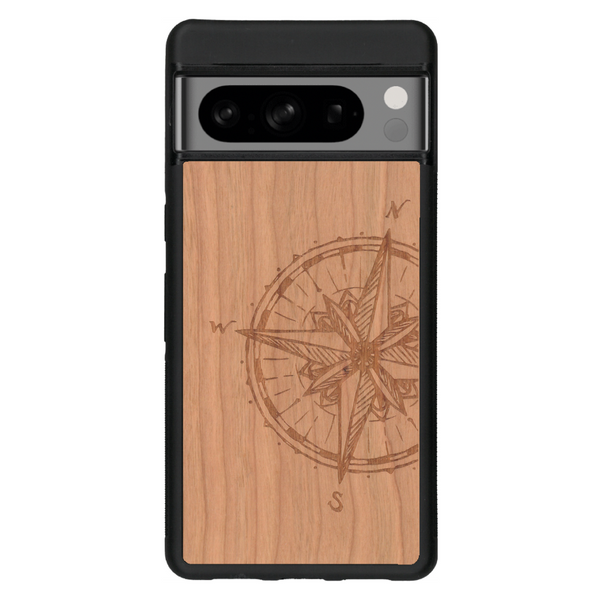 Coque de protection en bois véritable fabriquée en France pour Google Pixel 6 avec une gravure "rose des vents" sur le thème nautique et de l'océan qui s'inspire des boussoles de pirate