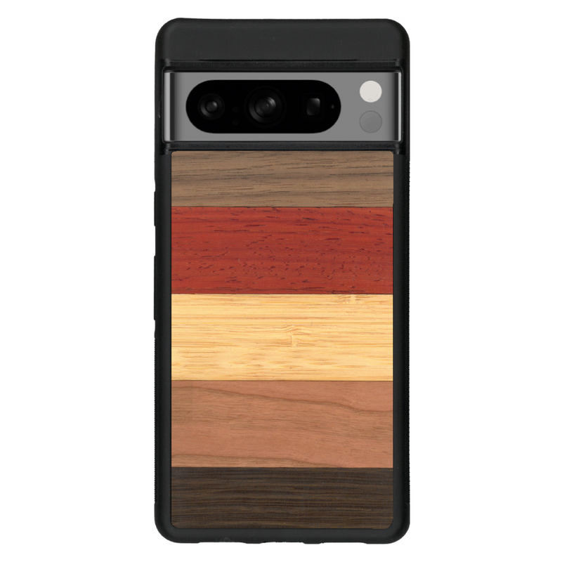 Coque de protection en bois véritable fabriquée en France pour Google Pixel 6 alliant des bandes horizontales de bambou, merisier, padouk, noyer et chêne fumé