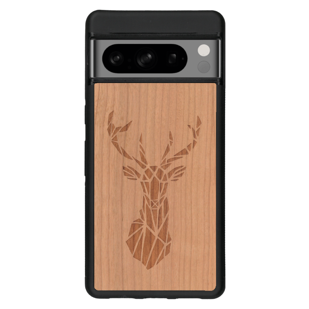 Coque de protection en bois véritable fabriquée en France pour Google Pixel 6 sur le thème de la nature et des animaux représentant une tête de cerf gométrique avec un design moderne et minimaliste