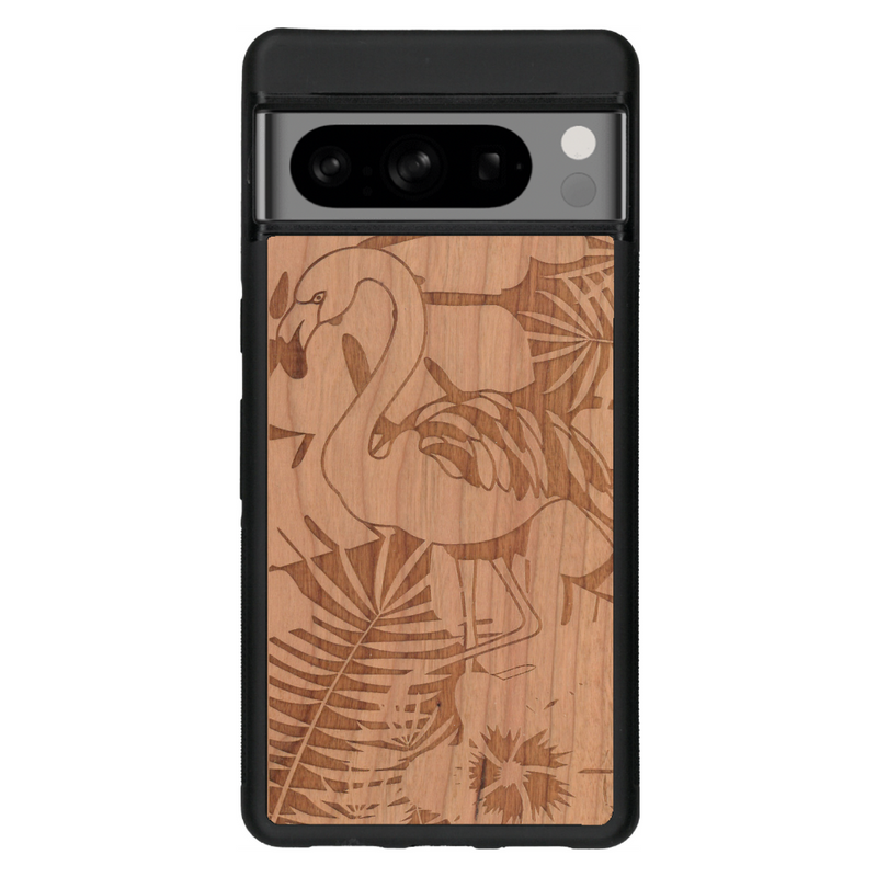 Coque de protection en bois véritable fabriquée en France pour Google Pixel 6 sur le thème de la nature et des animaux représentant un flamant rose entre des fougères