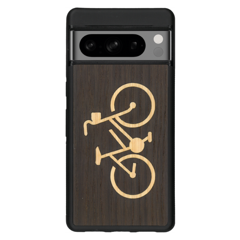 Coque de protection en bois véritable fabriquée en France pour Google Pixel 6 sur le theme du vélo et de l'outdoor qui allie du bambou et du chêne fumé représentant un vélo