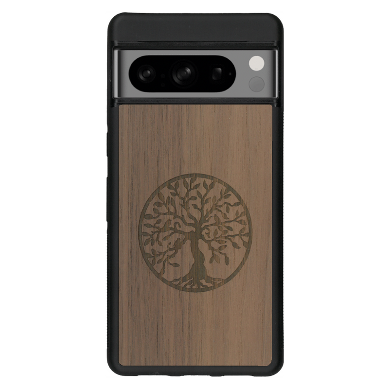 Coque de protection en bois véritable fabriquée en France pour Google Pixel 6a sur le thème de la spiritualité et du yoga avec une gravure zen représentant un arbre de vie