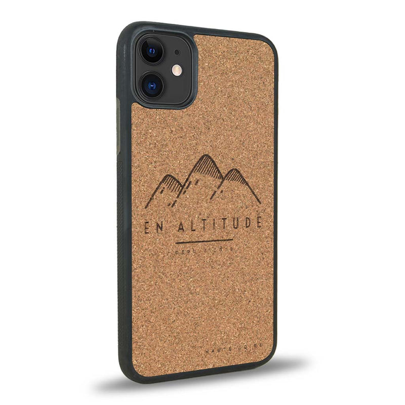 Coque iPhone 11 - En Altitude - Coque en bois