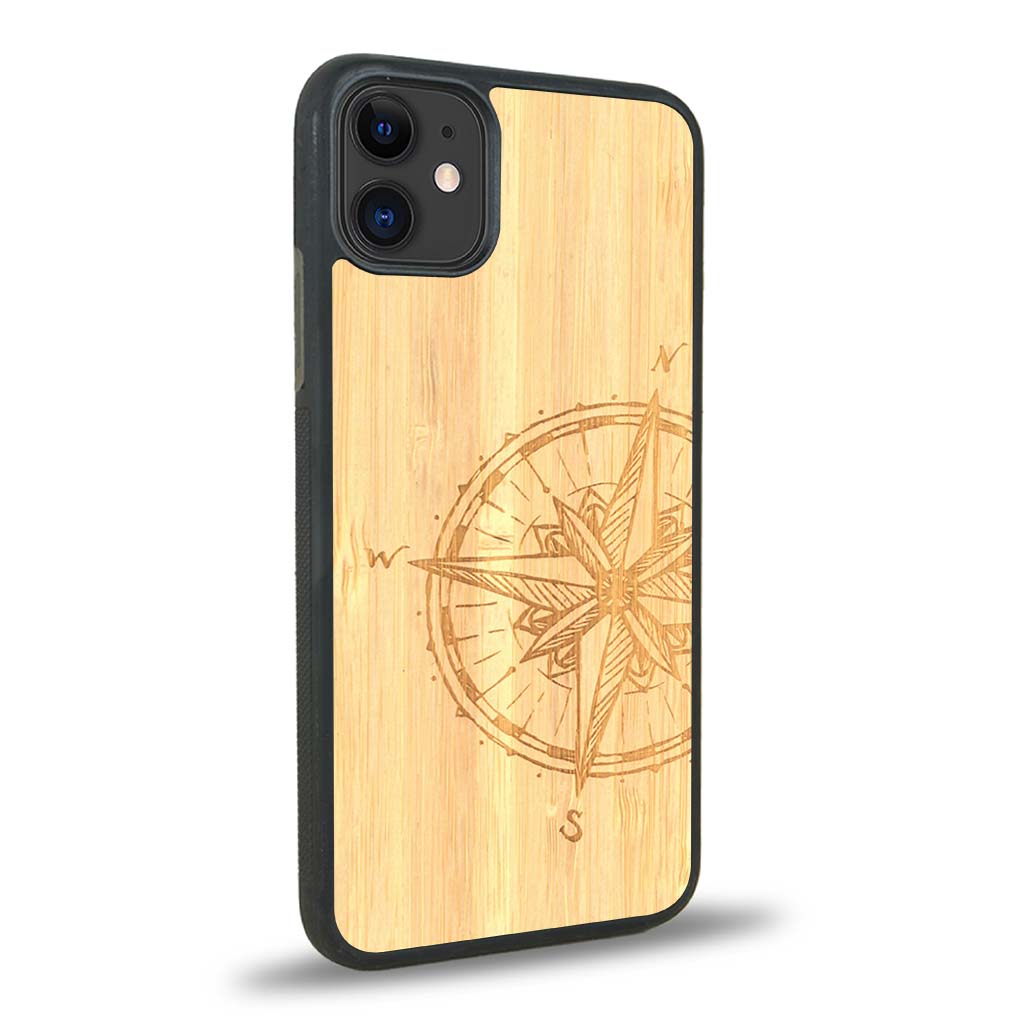 Coque iPhone 11 - La Rose des Vents - Coque en bois
