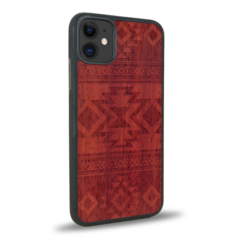 Coque iPhone 11 - L'Aztec - Coque en bois