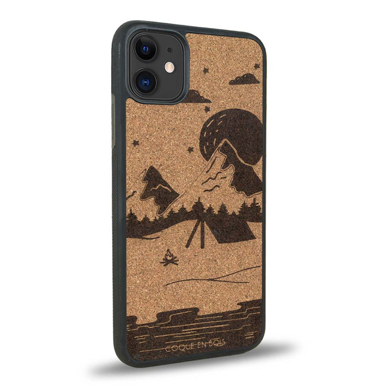Coque iPhone 11 - Le Campsite - Coque en bois
