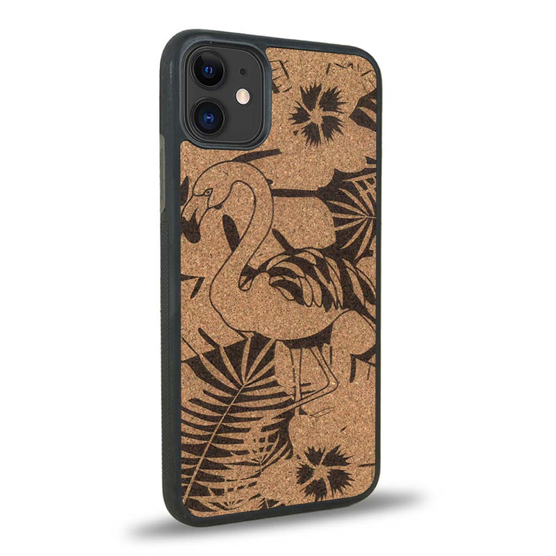 Coque iPhone 11 - Le Flamant Rose - Coque en bois