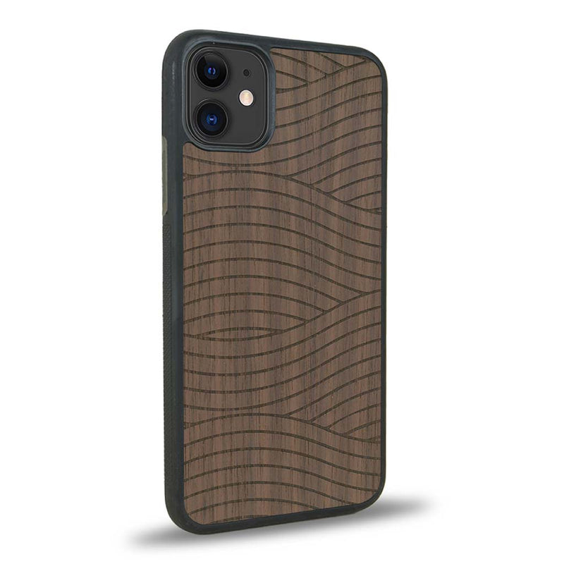 Coque iPhone 11 - Le Wavy Style - Coque en bois