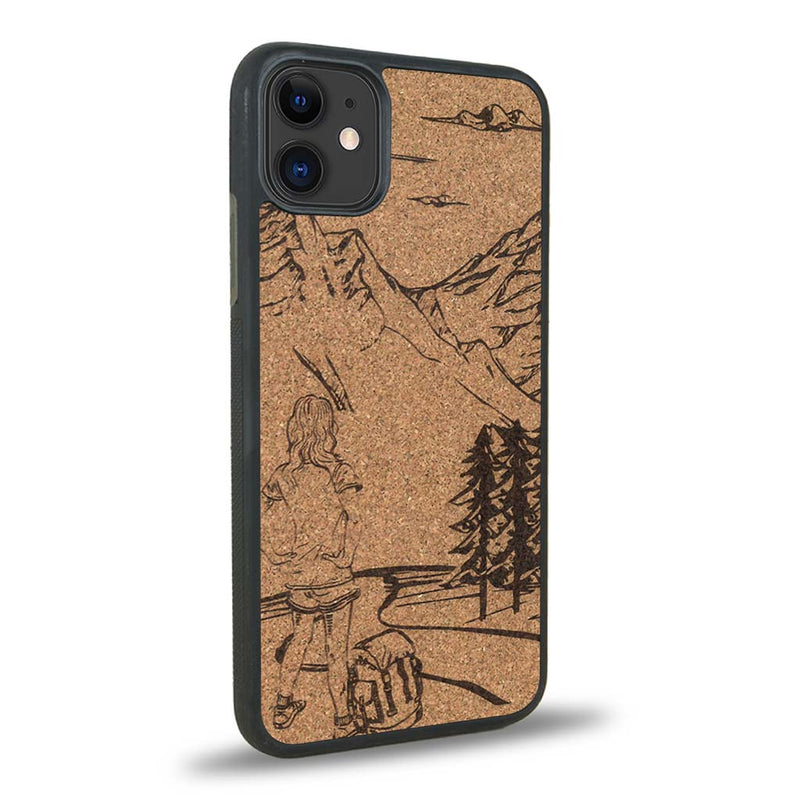 Coque iPhone 11 - L'Exploratrice - Coque en bois