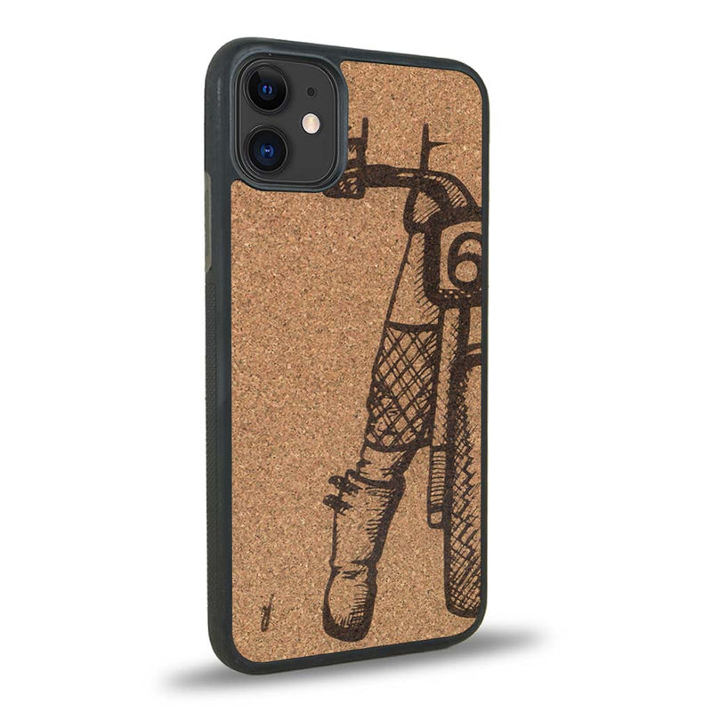 Coque iPhone 11 - On The Road - Coque en bois