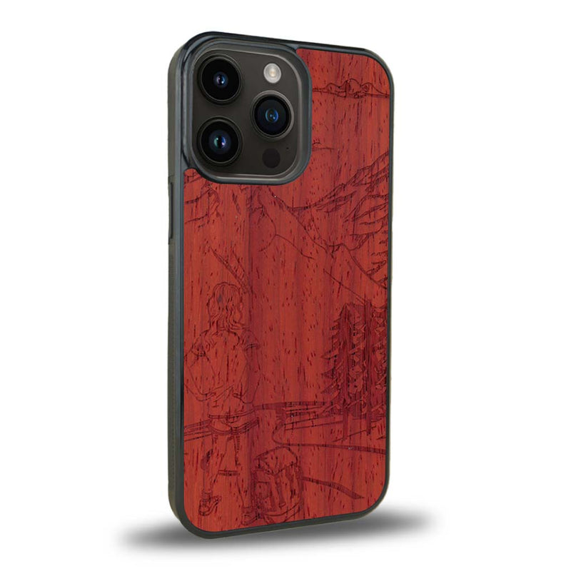 Coque iPhone 11 Pro - L'Exploratrice - Coque en bois