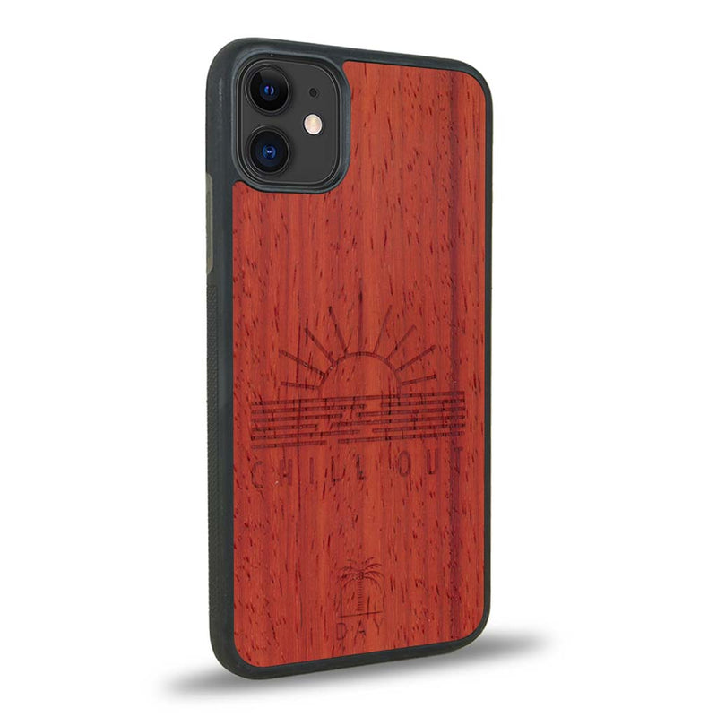 Coque iPhone 12 - La Chill Out - Coque en bois