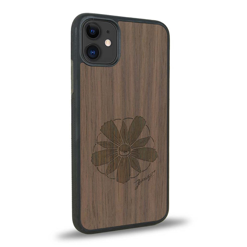 Coque iPhone 12 - La Fleur des Montagnes - Coque en bois