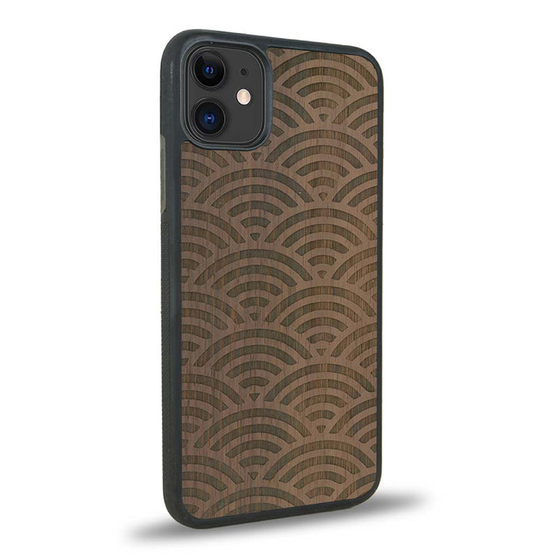 Coque iPhone 12 - La Sinjak - Coque en bois