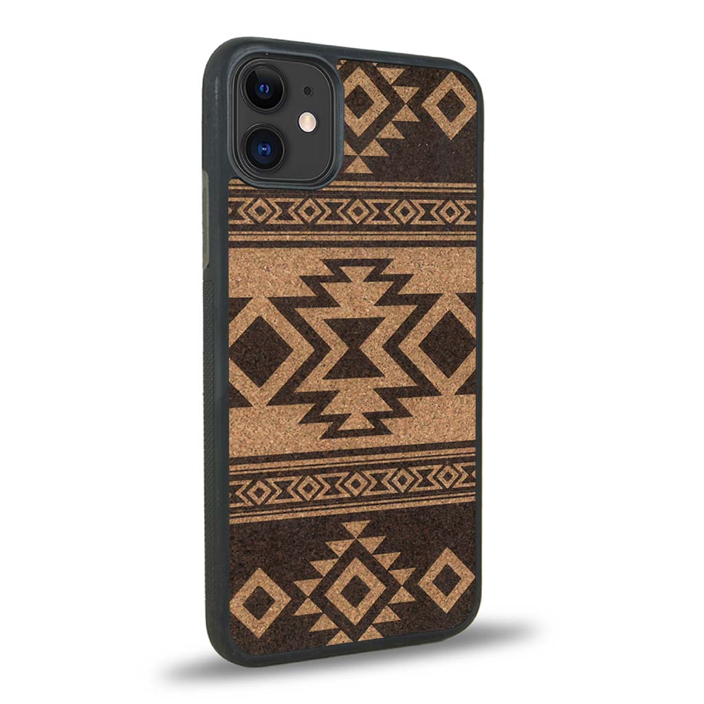 Coque iPhone 12 - L'Aztec - Coque en bois