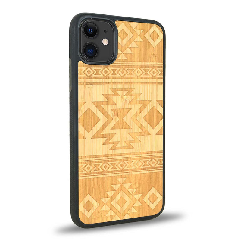 Coque iPhone 12 - L'Aztec - Coque en bois