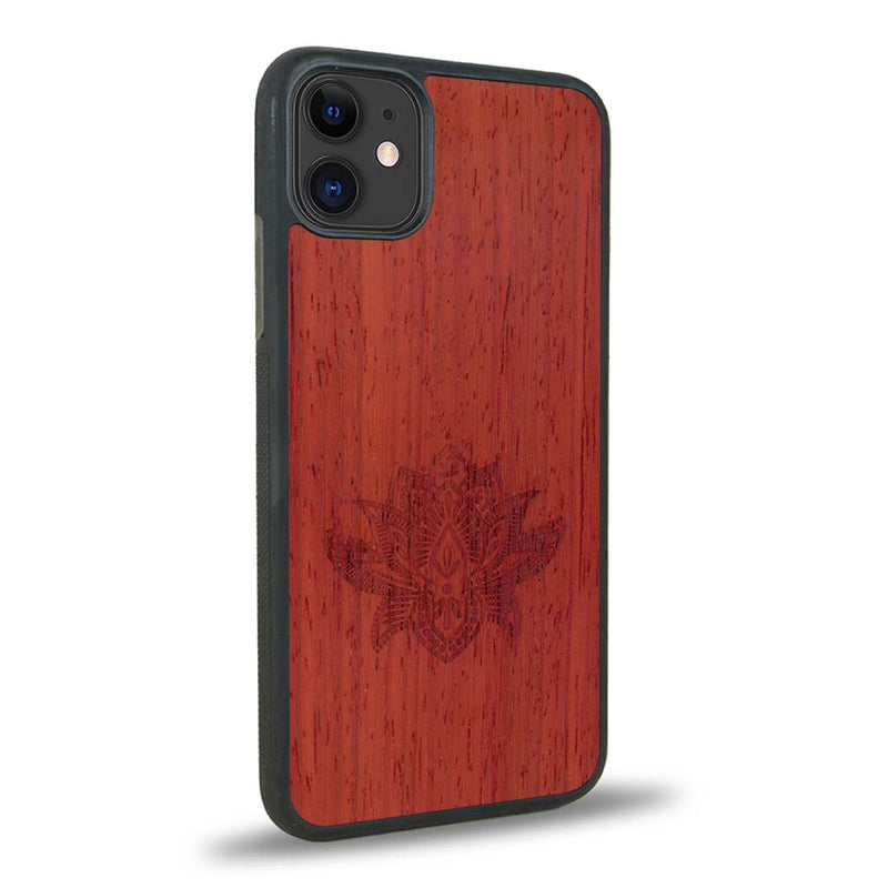 Coque iPhone 12 Mini - Le Lotus - Coque en bois