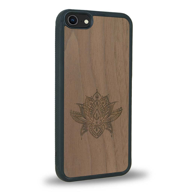 Coque iPhone 5 / 5s - Le Lotus - Coque en bois