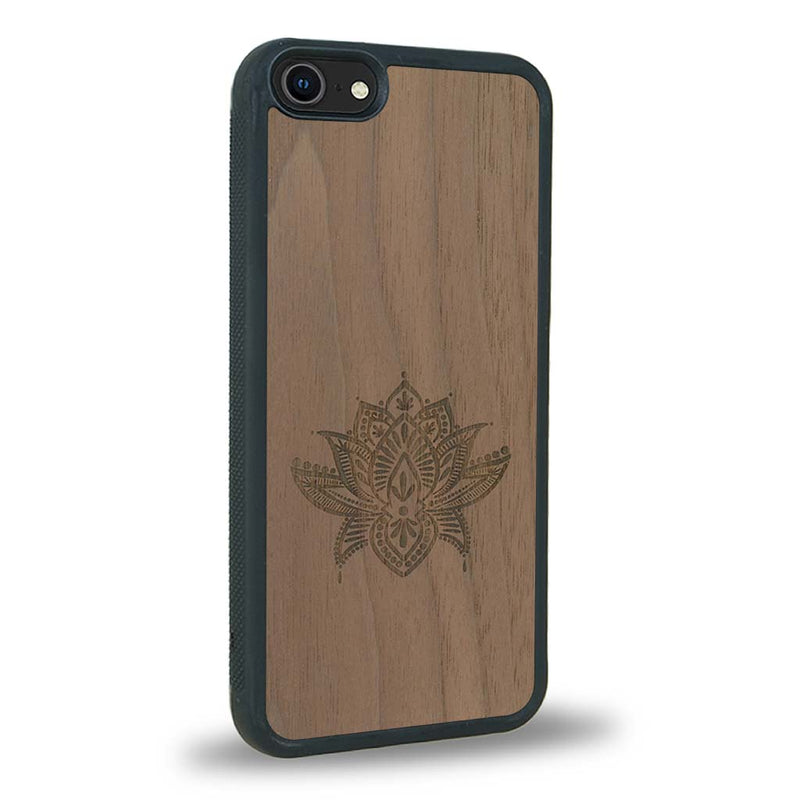 Coque iPhone 7 / 8 - Le Lotus - Coque en bois