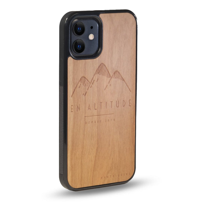 Coque Iphone - En Altitude - Coque en bois