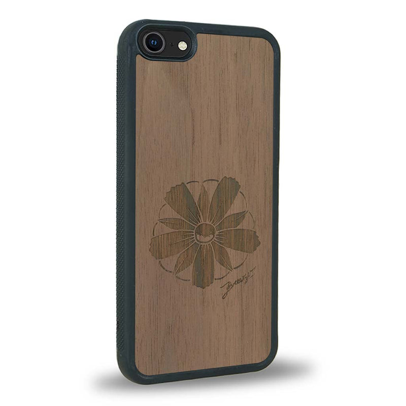 Coque iPhone SE 2020 - La Fleur des Montagnes - Coque en bois