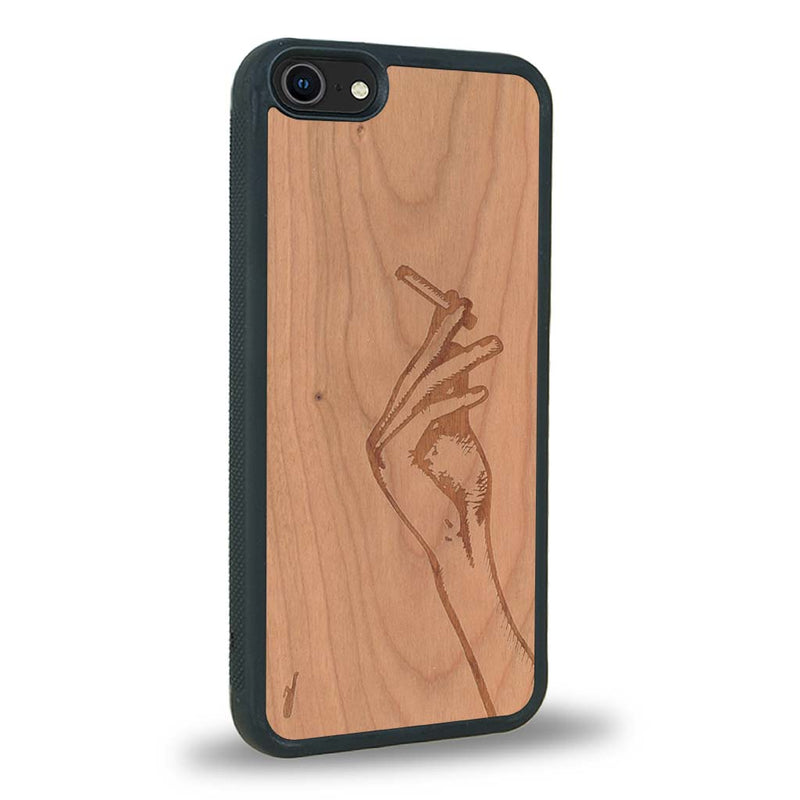 Coque iPhone SE 2020 - La Garçonne - Coque en bois