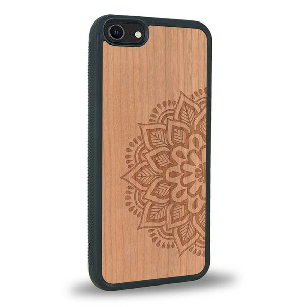 Coque iPhone SE 2020 - Le Mandala Sanskrit - Coque en bois