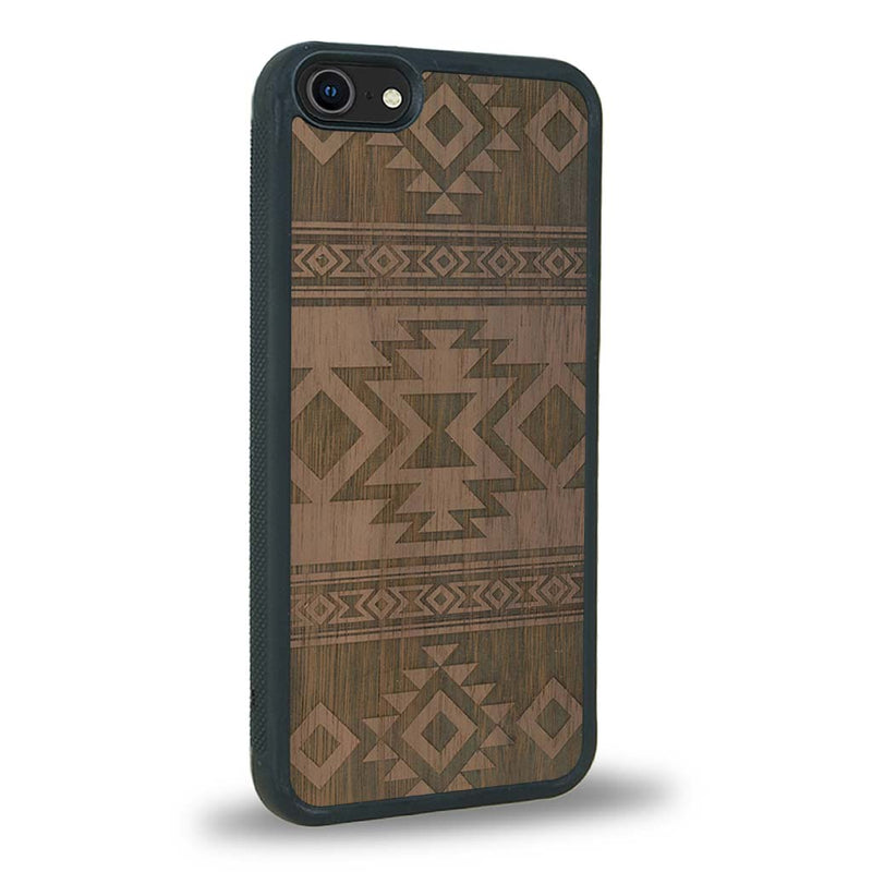 Coque iPhone SE 2022 - L'Aztec - Coque en bois