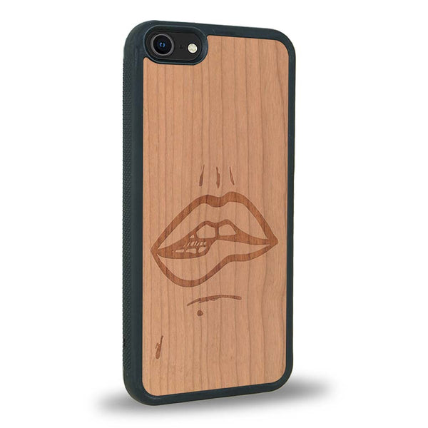 Coque iPhone SE 2022 - The Kiss - Coque en bois