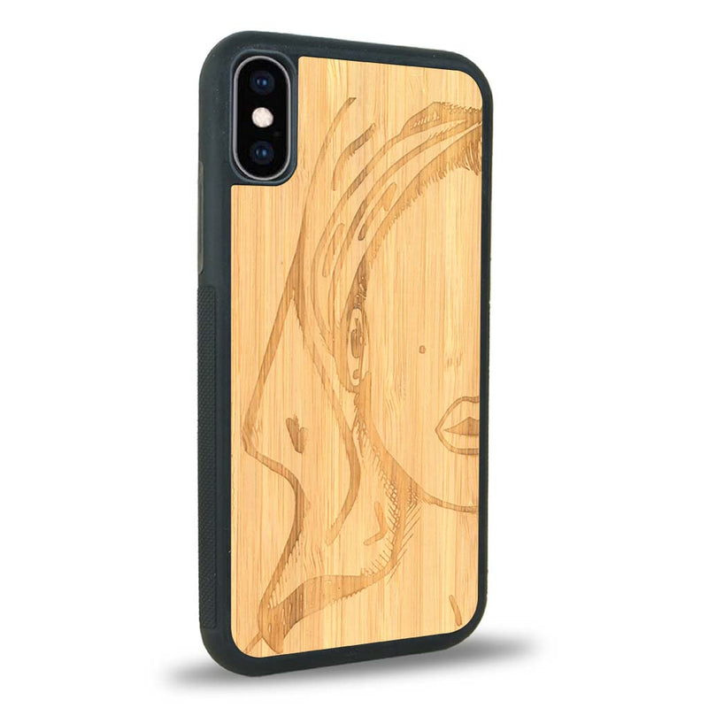 Coque iPhone X - Au féminin - Coque en bois