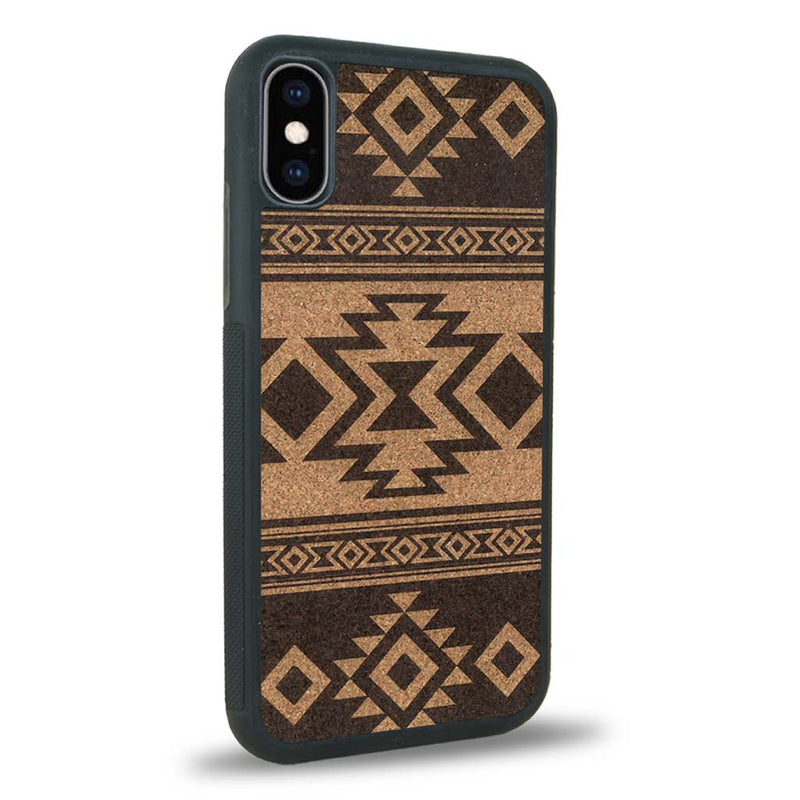 Coque iPhone X - L'Aztec - Coque en bois