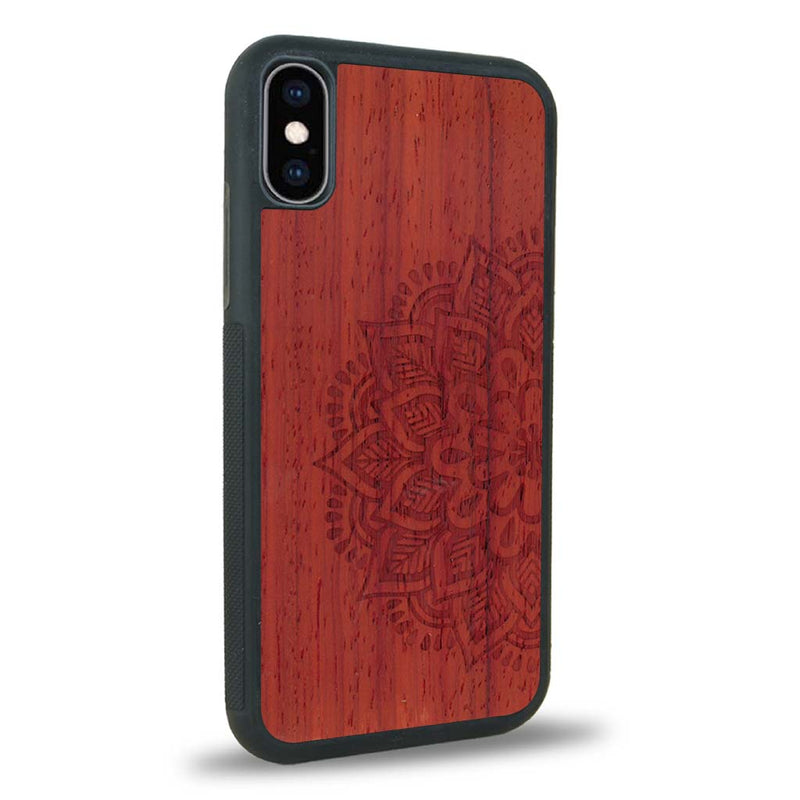 Coque iPhone X - Le Mandala Sanskrit - Coque en bois