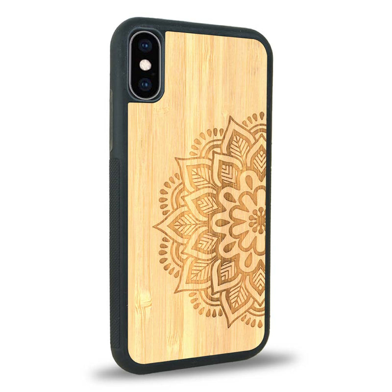 Coque iPhone X - Le Mandala Sanskrit - Coque en bois