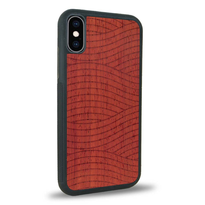 Coque iPhone X - Le Wavy Style - Coque en bois