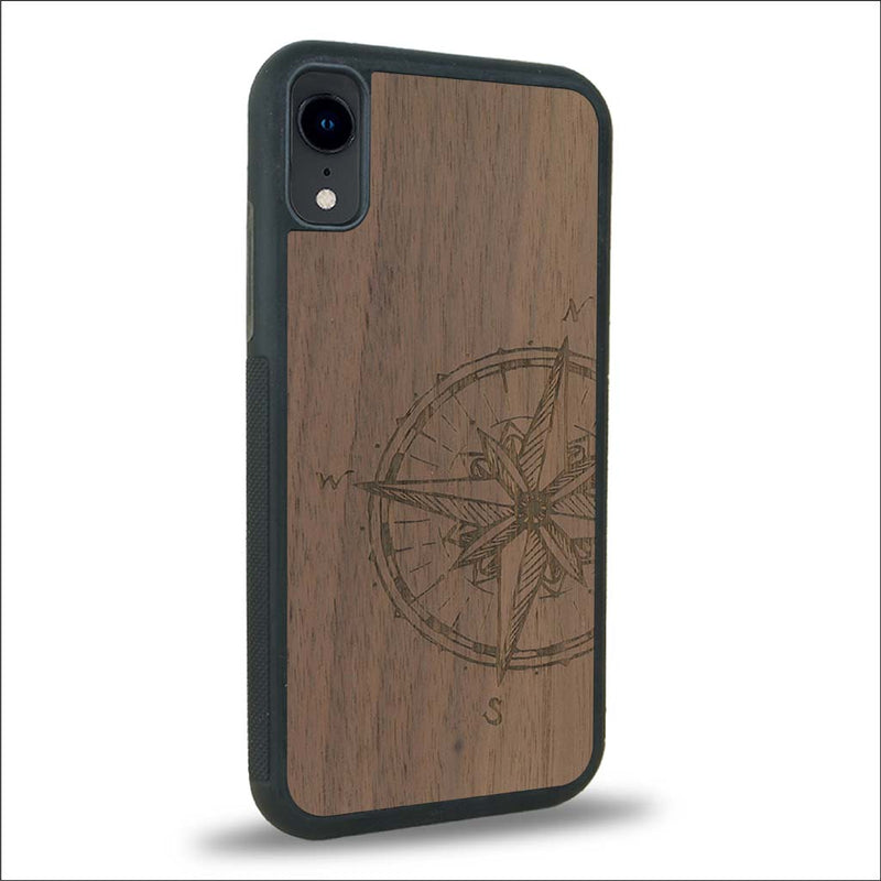 Coque iPhone XR - La Rose des Vents - Coque en bois