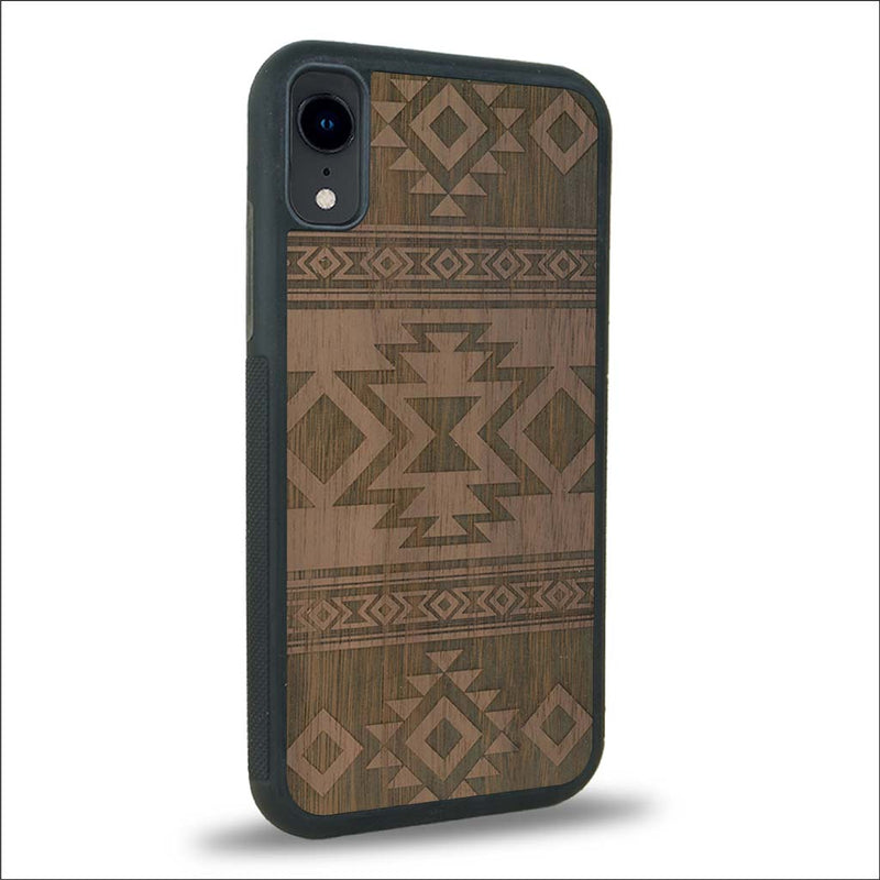 Coque iPhone XR - L'Aztec - Coque en bois