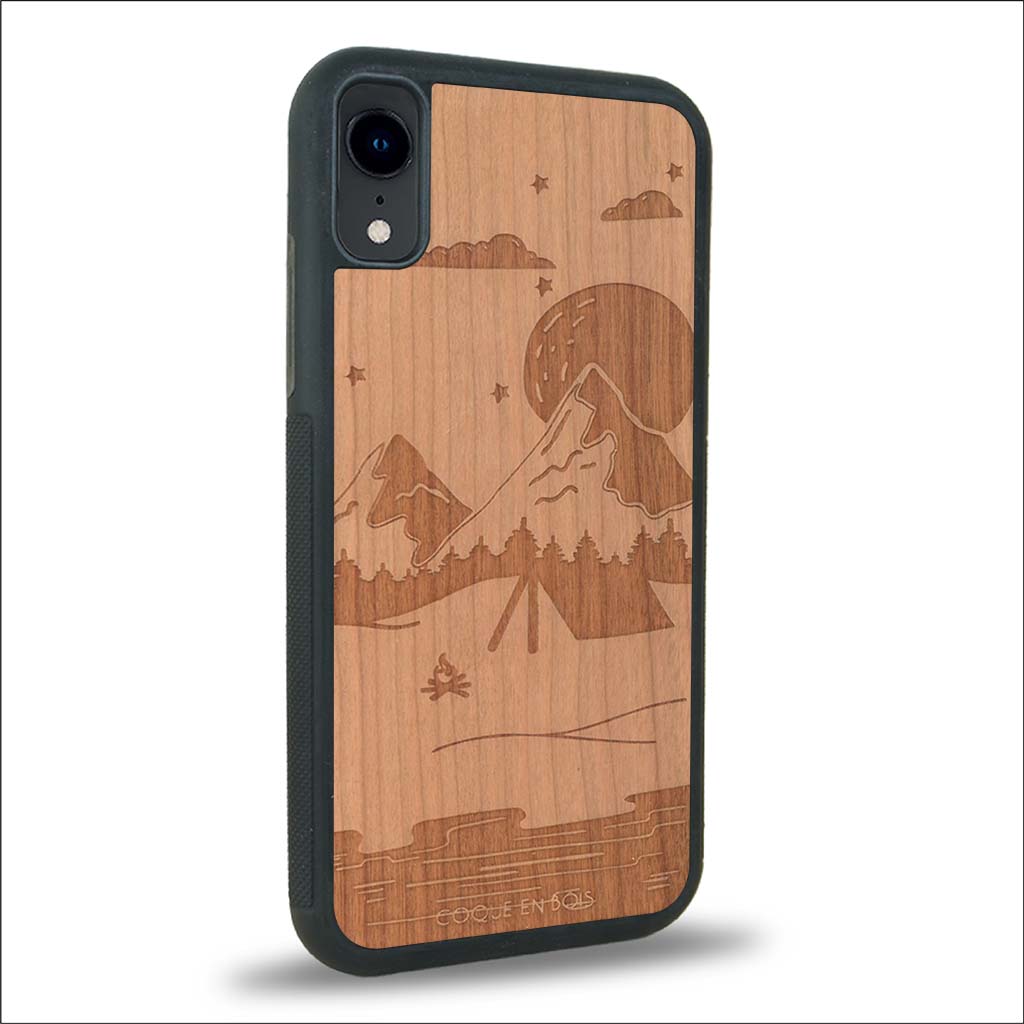 Coque iPhone XR - Le Campsite - Coque en bois